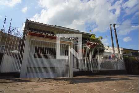 Casa à venda com 401m², 4 quartos e 5 vagasFachada