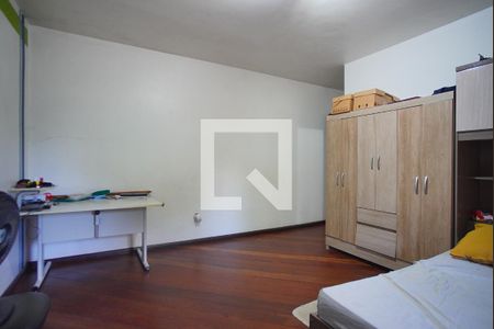 Casa à venda com 401m², 4 quartos e 5 vagasSuíte 2 - Terceiro Andar