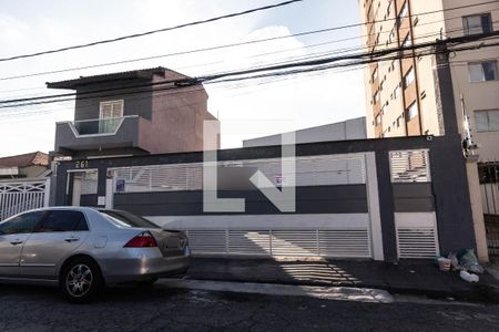 Casa para alugar com 75m², 2 quartos e sem vagaFachada