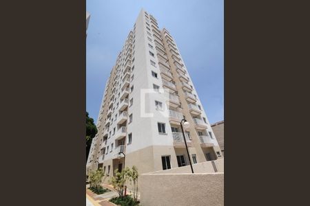 Apartamento à venda com 37m², 2 quartos e sem vaga Apartamento à venda com 37m², 2 quartos e sem vagaFachada