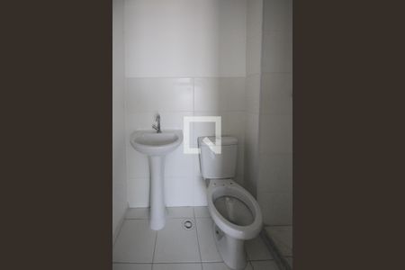 Apartamento à venda com 37m², 2 quartos e sem vaga Apartamento à venda com 37m², 2 quartos e sem vagaBanheiro