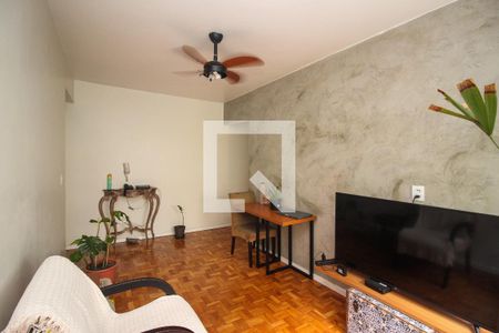 Sala de apartamento à venda com 3 quartos, 74m² em Cristal, Porto Alegre