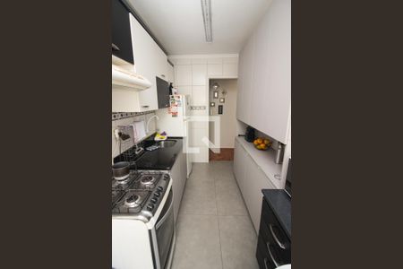 Apartamento à venda com 74m², 3 quartos e 1 vagaCozinha e Área de Serviço