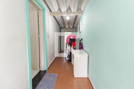 Casa à venda com 135m², 2 quartos e 1 vagaCorredor Externo