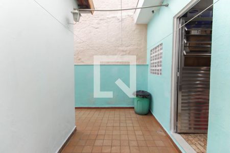 Casa à venda com 135m², 2 quartos e 1 vagaQuintal