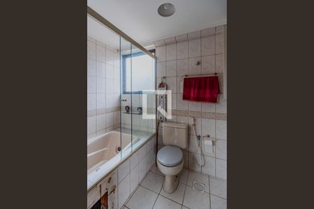 Apartamento à venda com 92m², 2 quartos e 2 vagasBanheiro do Quarto 2