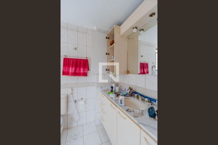 Apartamento à venda com 92m², 2 quartos e 2 vagasBanheiro do Quarto 2