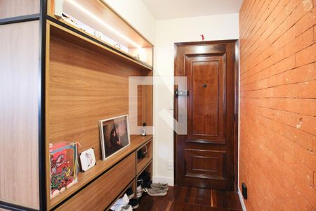 Apartamento à venda com 97m², 3 quartos e 2 vagas Apartamento à venda com 97m², 3 quartos e 2 vagasEntrada