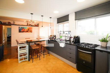 Apartamento à venda com 97m², 3 quartos e 2 vagas Apartamento à venda com 97m², 3 quartos e 2 vagasCozinha