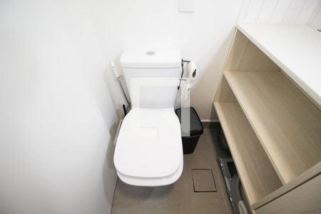 Apartamento à venda com 97m², 3 quartos e 2 vagas Apartamento à venda com 97m², 3 quartos e 2 vagasBanheiro da Suíte