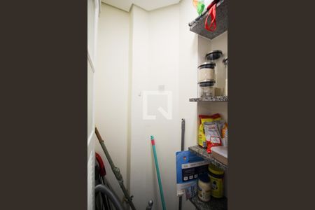 Apartamento à venda com 97m², 3 quartos e 2 vagas Apartamento à venda com 97m², 3 quartos e 2 vagasDespensa