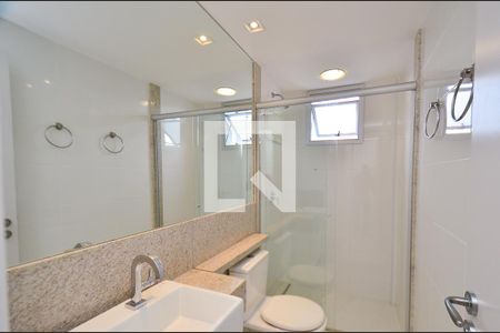 Apartamento à venda com 70m², 2 quartos e 2 vagasBanheiro social