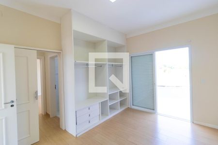 Casa de condomínio à venda com 430m², 3 quartos e 4 vagasQuarto 01