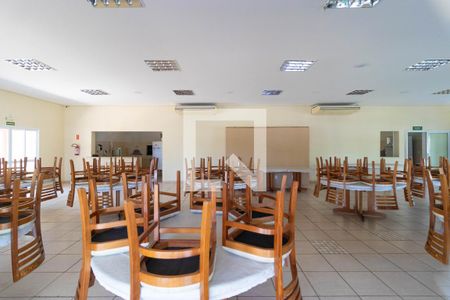 Casa de condomínio à venda com 430m², 3 quartos e 4 vagasÁrea comum - Salão de festas