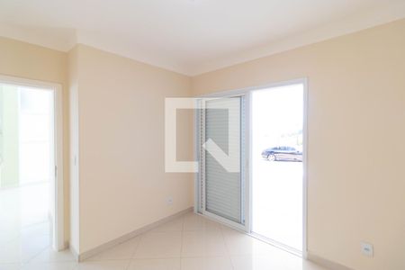 Casa de condomínio à venda com 430m², 3 quartos e 4 vagasEscritório