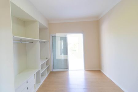 Casa de condomínio à venda com 430m², 3 quartos e 4 vagasQuarto 01