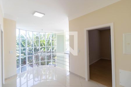 Casa de condomínio à venda com 430m², 3 quartos e 4 vagasSala Íntima