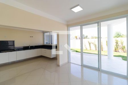 Casa de condomínio à venda com 430m², 3 quartos e 4 vagasSala