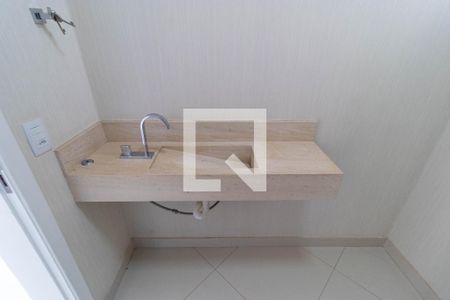 Casa de condomínio à venda com 430m², 3 quartos e 4 vagasLavabo