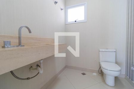 Casa de condomínio à venda com 430m², 3 quartos e 4 vagasLavabo