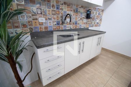 Apartamento para alugar com 35m², 1 quarto e sem vaga Apartamento para alugar com 35m², 1 quarto e sem vagaCozinha - Armários