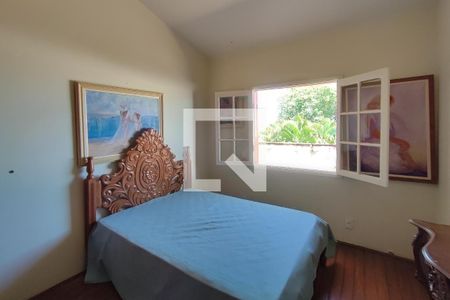 Casa à venda com 198m², 5 quartos e 4 vagas Casa à venda com 198m², 5 quartos e 4 vagasQuarto 2