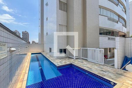 Apartamento à venda com 104m², 2 quartos e 3 vagasPiscina