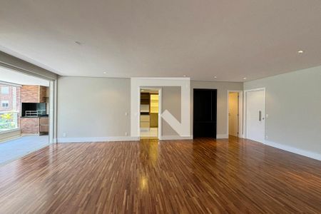 Sala de apartamento à venda com 3 quartos, 170m² em Centro Empresarial Tamboré, Santana de Parnaíba