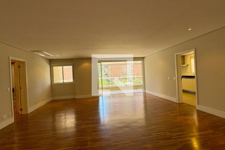 Sala de apartamento à venda com 3 quartos, 170m² em Centro Empresarial Tamboré, Santana de Parnaíba