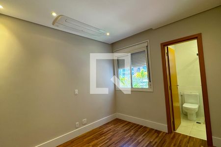 Apartamento à venda com 170m², 3 quartos e 3 vagasSuíte 2