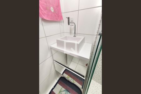 Apartamento à venda com 58m², 2 quartos e 1 vaga Apartamento à venda com 58m², 2 quartos e 1 vagaBanheiro