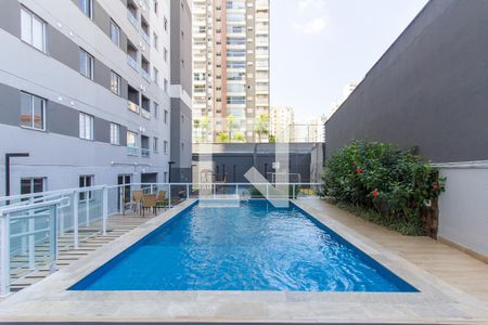 Apartamento à venda com 34m², 1 quarto e sem vagaÁrea comum - Piscina