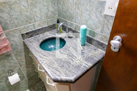 Apartamento à venda com 65m², 2 quartos e 1 vaga Apartamento à venda com 65m², 2 quartos e 1 vagaBanheiro