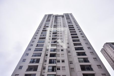 Apartamento à venda com 70m², 2 quartos e 1 vaga Apartamento à venda com 70m², 2 quartos e 1 vagaFachada