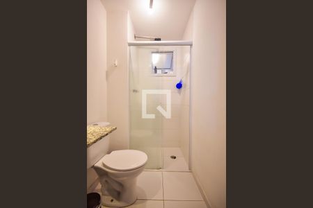 Apartamento à venda com 70m², 2 quartos e 1 vaga Apartamento à venda com 70m², 2 quartos e 1 vagaBanheiro