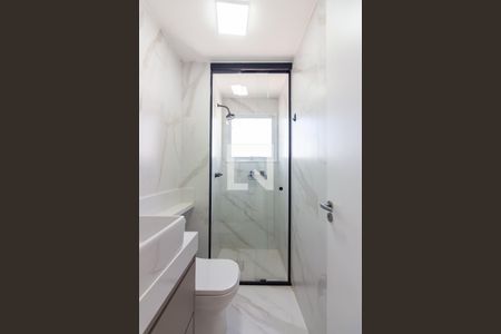 Apartamento para alugar com 48m², 2 quartos e 2 vagas Apartamento para alugar com 48m², 2 quartos e 2 vagasBanheiro