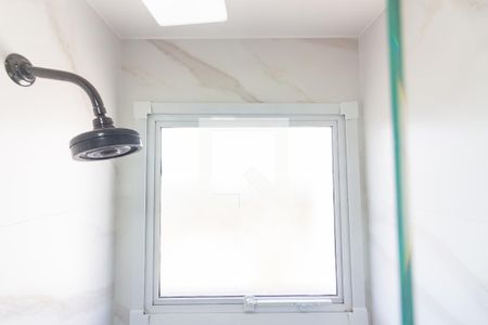 Apartamento para alugar com 48m², 2 quartos e 2 vagas Apartamento para alugar com 48m², 2 quartos e 2 vagasBanheiro