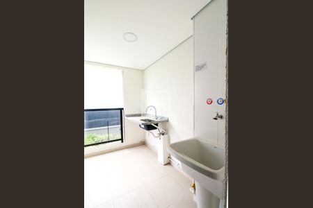 Apartamento à venda com 61m², 2 quartos e 1 vagaVaranda e Área de Serviço