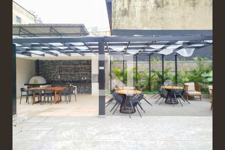 Apartamento à venda com 61m², 2 quartos e 1 vagaChurrasqueira