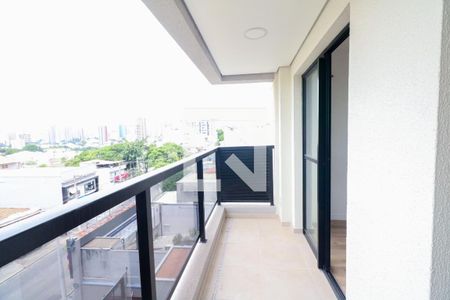 Apartamento à venda com 57m², 2 quartos e 1 vaga Apartamento à venda com 57m², 2 quartos e 1 vagaVaranda e Área de Serviço