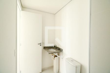 Apartamento à venda com 61m², 2 quartos e 1 vaga Apartamento à venda com 61m², 2 quartos e 1 vagaBanheiro Social