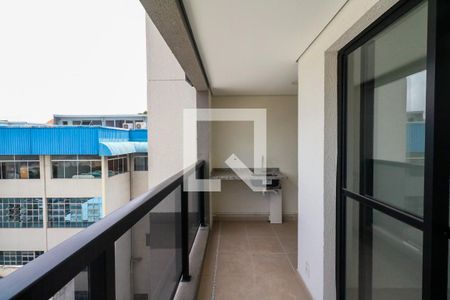 Apartamento à venda com 61m², 2 quartos e 1 vaga Apartamento à venda com 61m², 2 quartos e 1 vagaVaranda e Área de Serviço