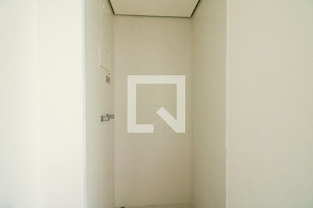 Apartamento à venda com 61m², 2 quartos e 1 vaga Apartamento à venda com 61m², 2 quartos e 1 vagaBanheiro Social