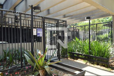 Apartamento à venda com 84m², 3 quartos e 2 vagasFachada + Plaquinha