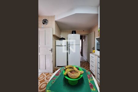 Casa à venda com 300m², 5 quartos e 1 vaga Casa à venda com 300m², 5 quartos e 1 vagaCozinha