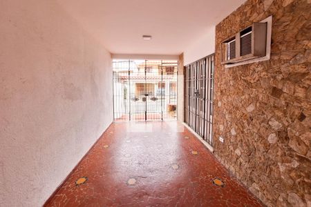 Casa à venda com 300m², 5 quartos e 1 vaga Casa à venda com 300m², 5 quartos e 1 vagaGaragem