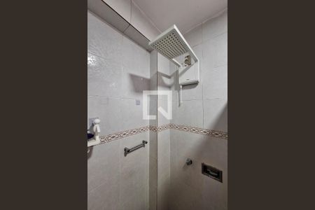 Casa à venda com 300m², 5 quartos e 1 vaga Casa à venda com 300m², 5 quartos e 1 vagaBanheiro da Suíte