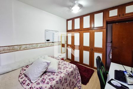 Casa à venda com 300m², 5 quartos e 1 vaga Casa à venda com 300m², 5 quartos e 1 vagaQuarto 1