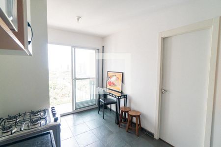 Sala/Cozinha de kitnet/studio para alugar com 1 quarto, 27m² em Vila Guarani (zona Sul), São Paulo