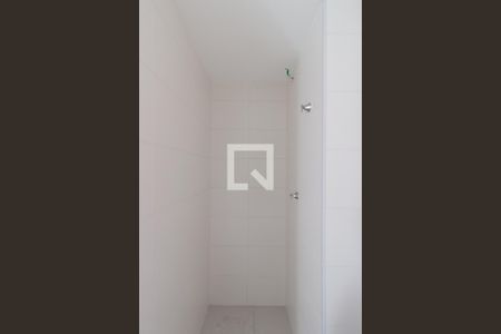 Banheiro de apartamento para alugar com 1 quarto, 32m² em Itaquera, São Paulo